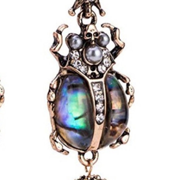 Scarab Beetle Pearl Skull Earrings - Picture 8 of 8